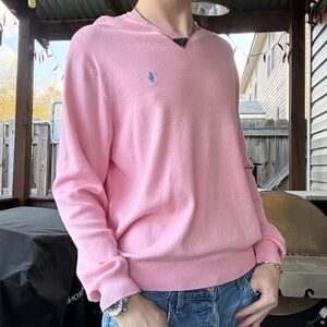 Super cool vintage early 2000s Polo Ralph Lauren pink v-neck sweater!